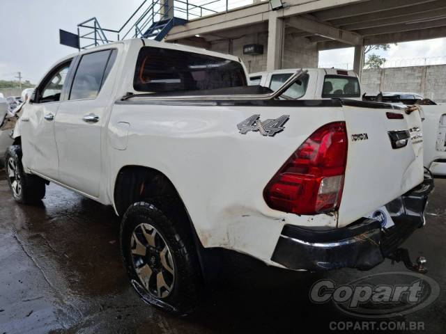 2016 TOYOTA HILUX CD 