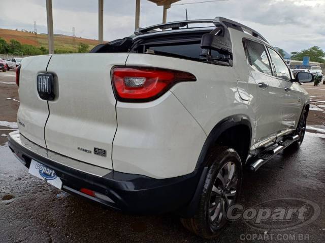 2022 FIAT TORO 