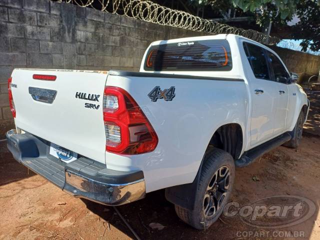 2025 TOYOTA HILUX CD 