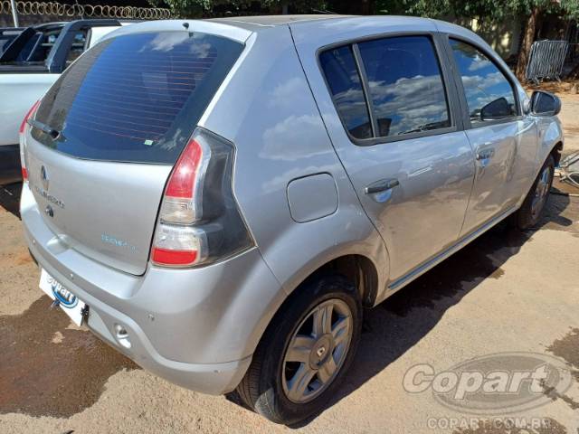 2014 RENAULT SANDERO 