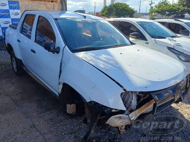 2020 RENAULT DUSTER OROCH 