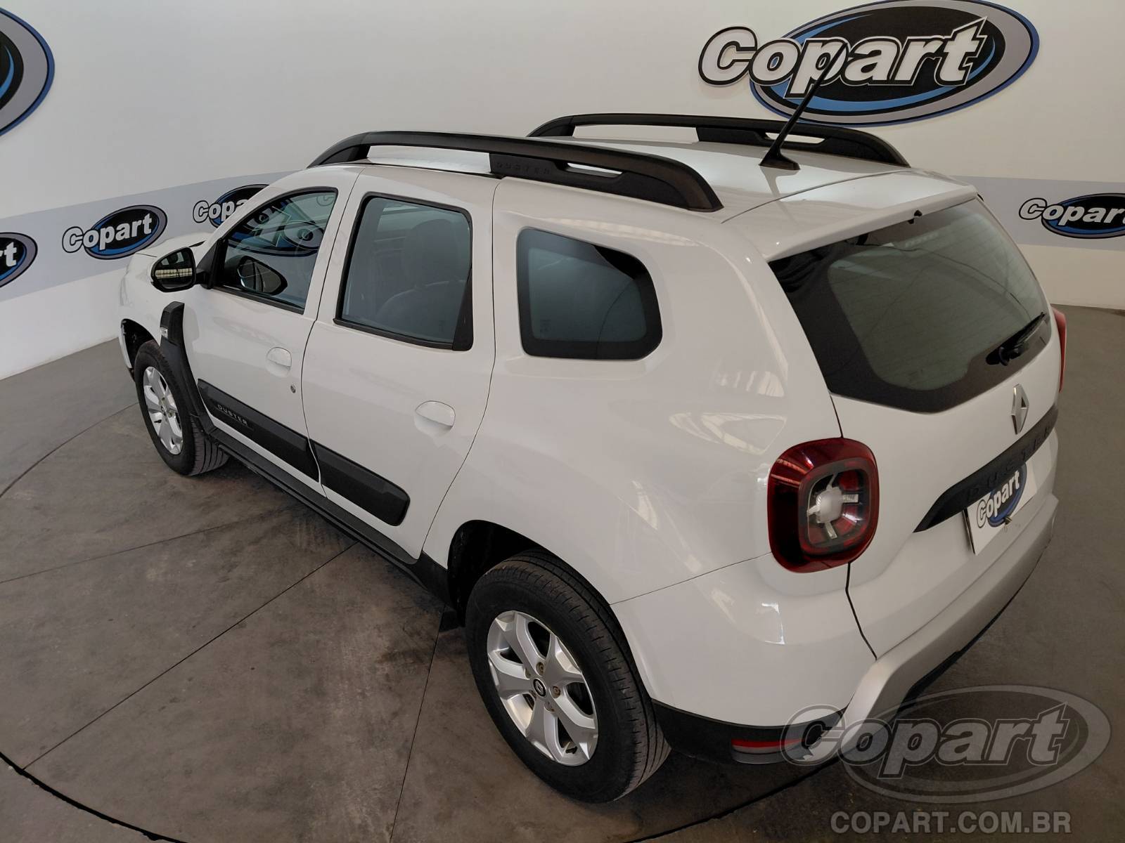 Foto 3: 2022 RENAULT DUSTER