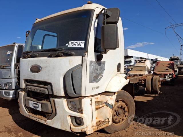 2013 FORD CARGO 1719 