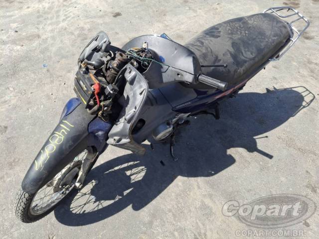2005 HONDA C 100 