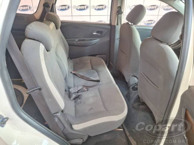 2016 CHEVROLET SPIN 