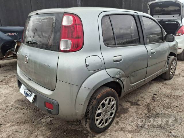 2013 FIAT UNO 