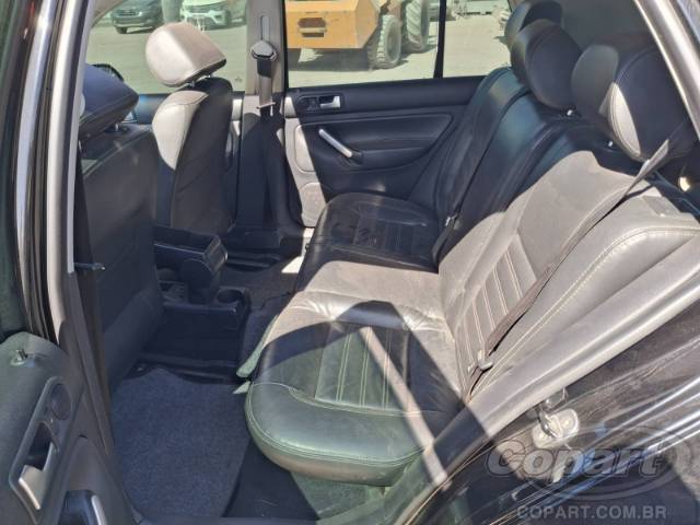 2011 VOLKSWAGEN GOLF 