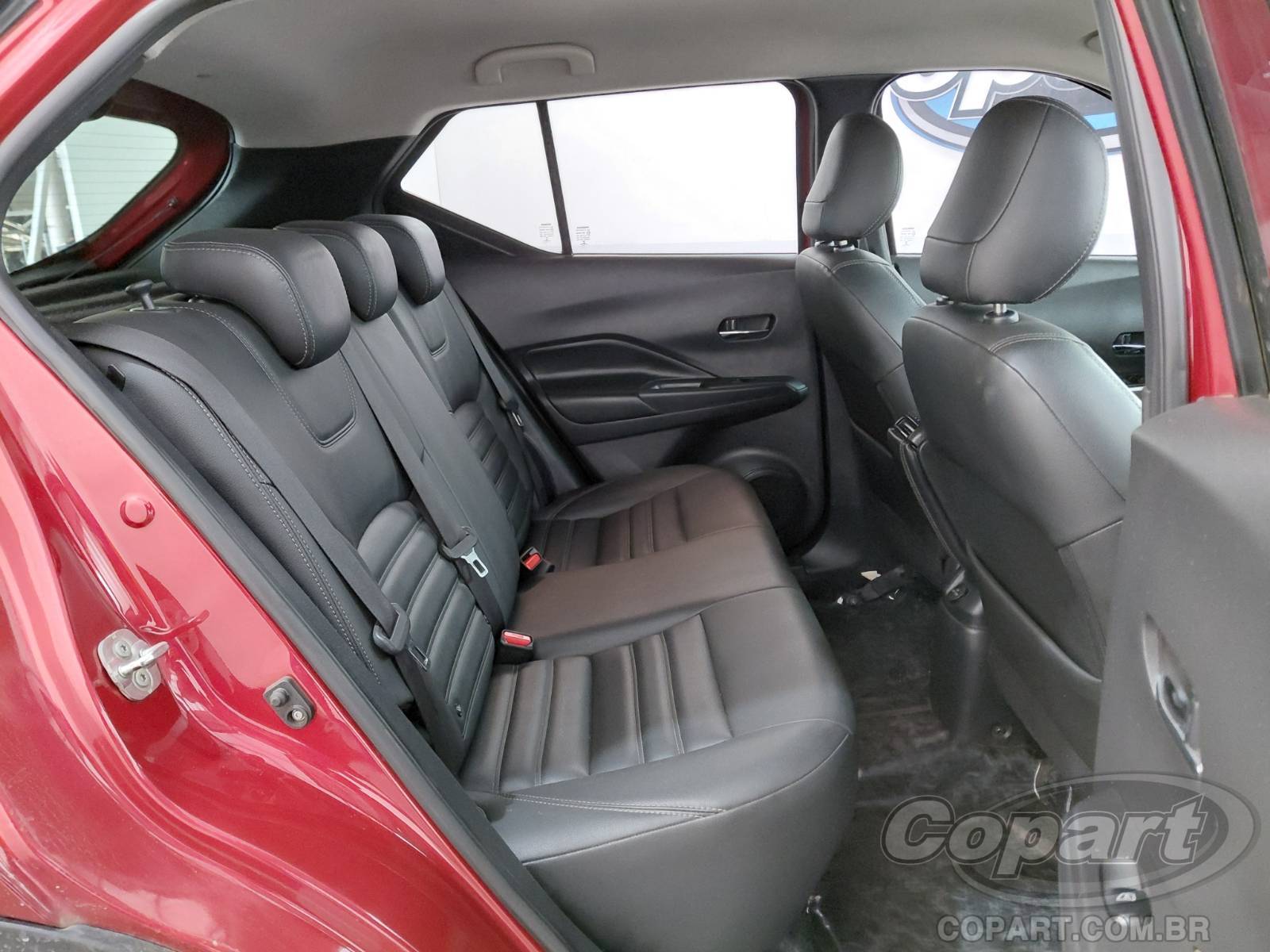 2020 NISSAN KICKS — foto 6 de 10