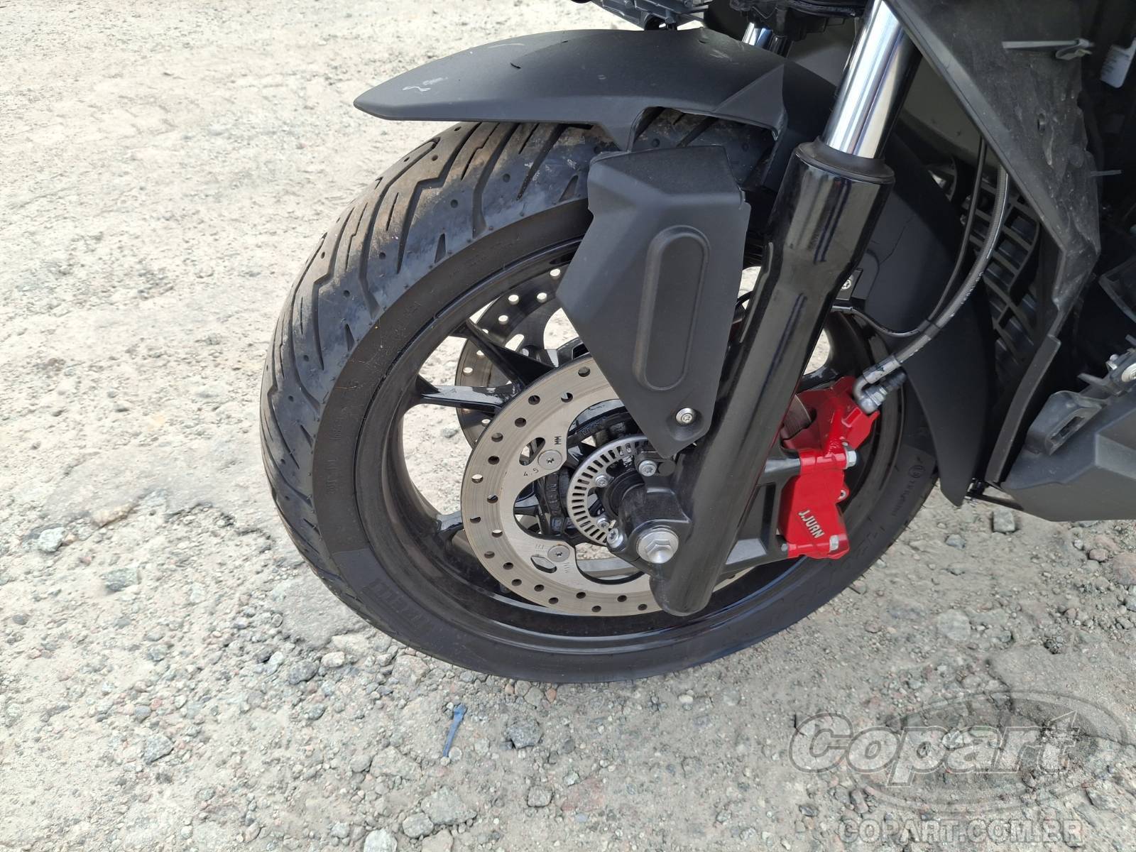 Foto 7 de 10: 2025 BMW C 400