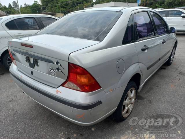2006 FORD FOCUS SEDAN 