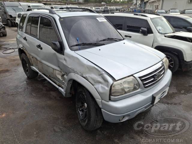 2008 CHEVROLET TRACKER 