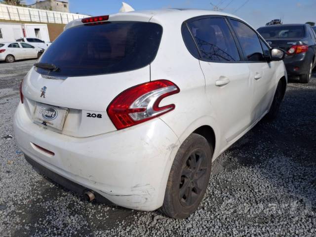 2014 PEUGEOT 208 
