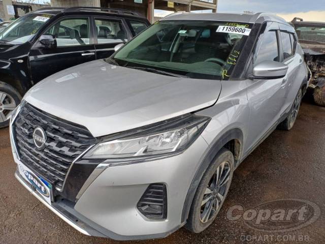 2025 NISSAN Kicks Play 