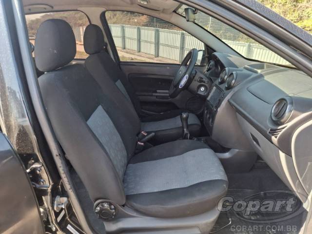 2013 FORD FIESTA 