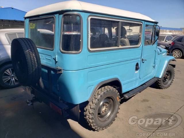 1982 TOYOTA BANDEIRANTE 