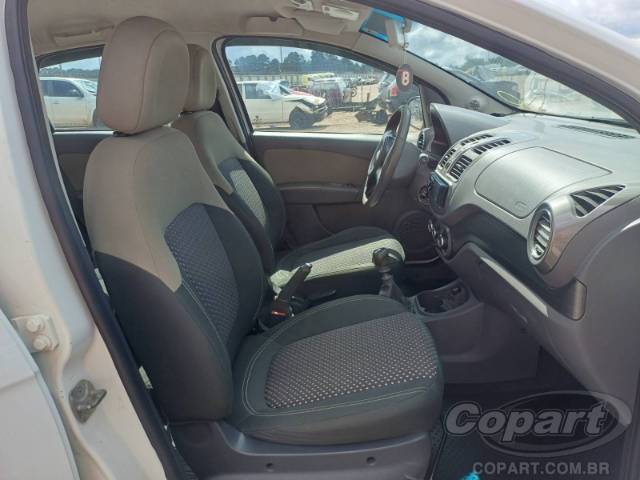 2015 FIAT GRAND SIENA 