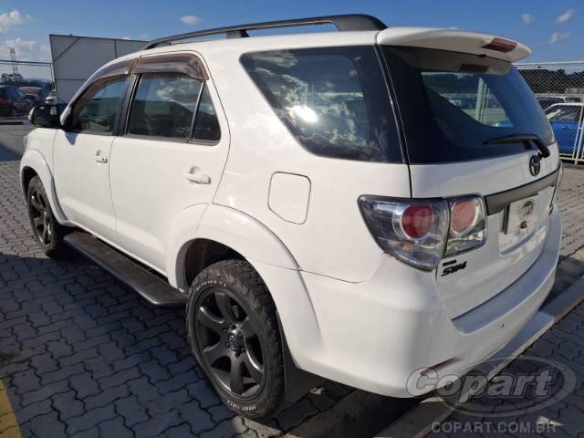 2012 TOYOTA HILUX SW4 