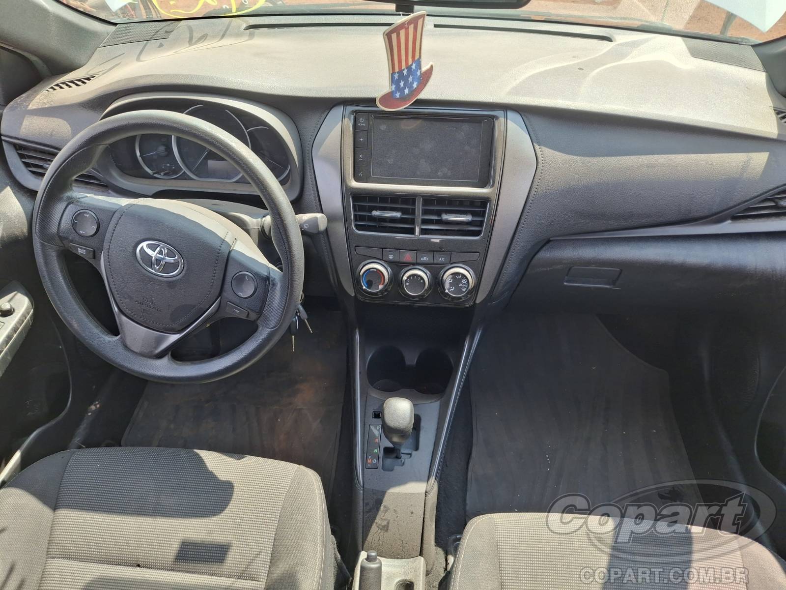 2023 TOYOTA YARIS — foto 9 de 10