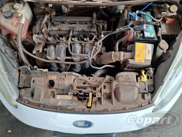 2015 FORD FIESTA SEDAN 
