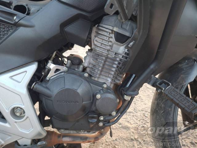 2023 HONDA CB 300F 