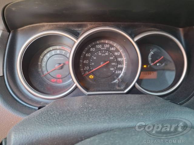 2010 NISSAN TIIDA 