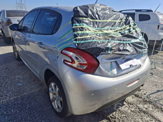 2015 PEUGEOT 208 