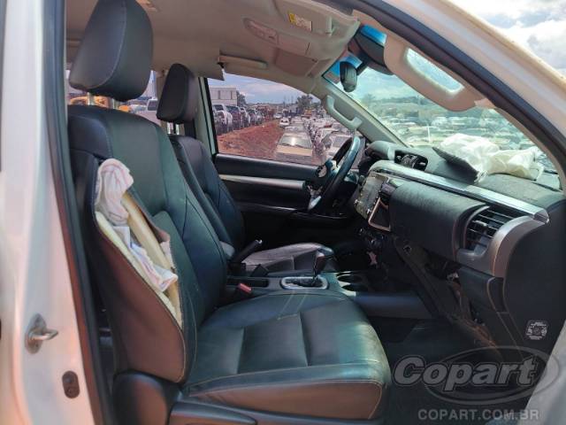 2023 TOYOTA HILUX CD 