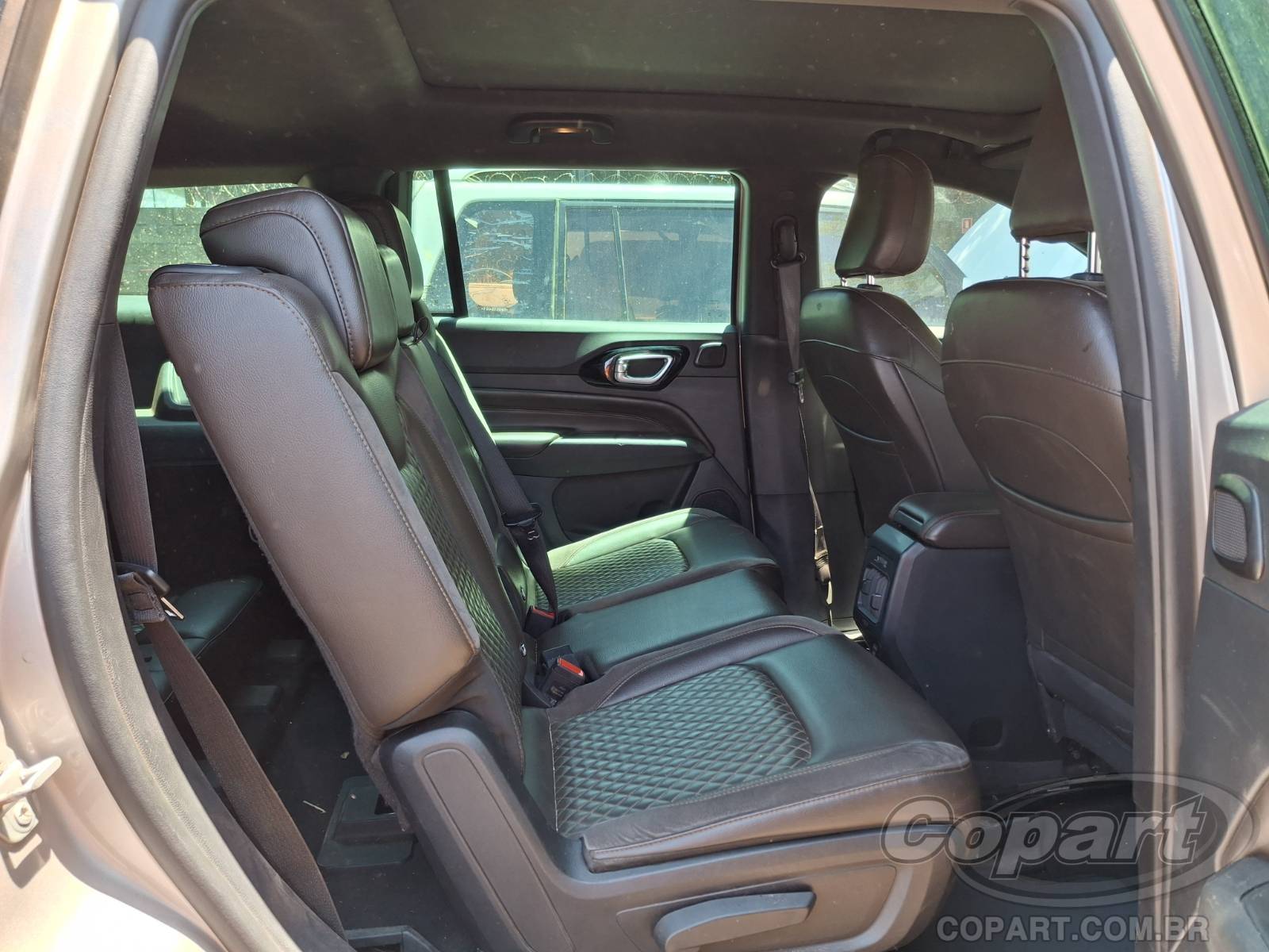 Foto 6 de 11: 2022 JEEP COMMANDER