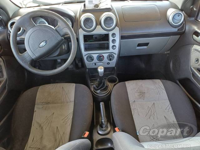 2009 FORD FIESTA 