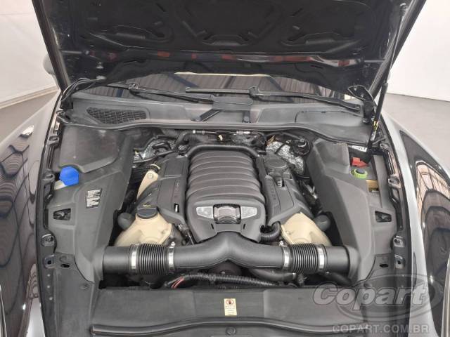 2012 PORSCHE CAYENNE 