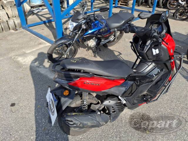2025 YAMAHA NMAX 