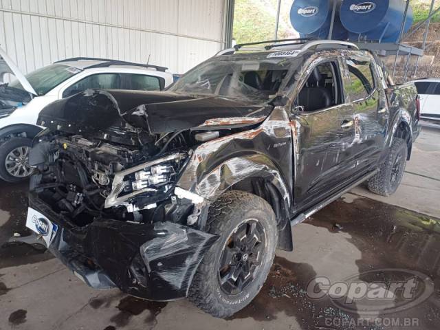 2023 NISSAN FRONTIER CD 