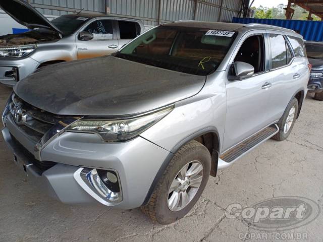 2016 TOYOTA HILUX SW4 