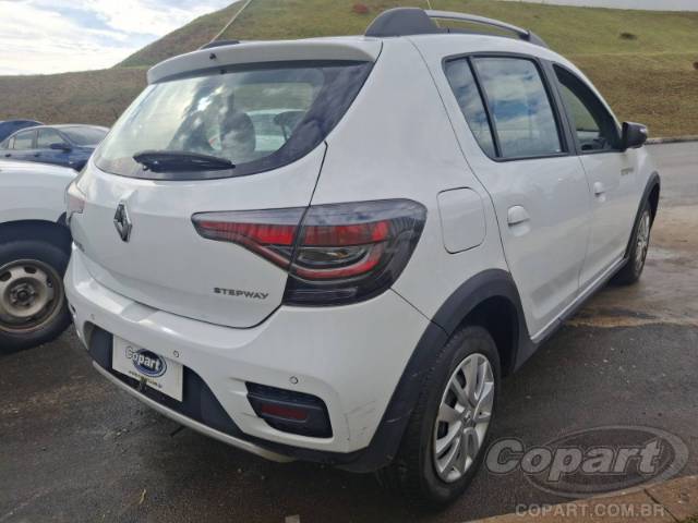 2025 RENAULT SANDERO 