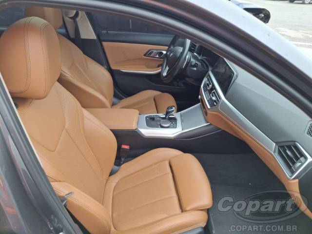 2022 BMW SERIE 3 