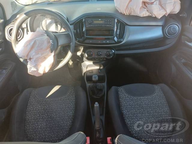 2015 FIAT UNO 