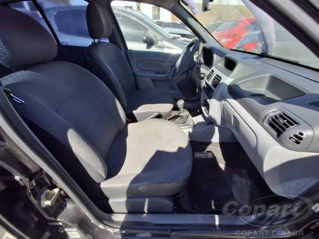 2011 RENAULT CLIO 