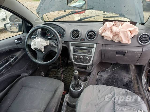 2012 VOLKSWAGEN SAVEIRO 