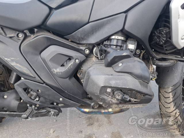 2026 BMW R 1300 
