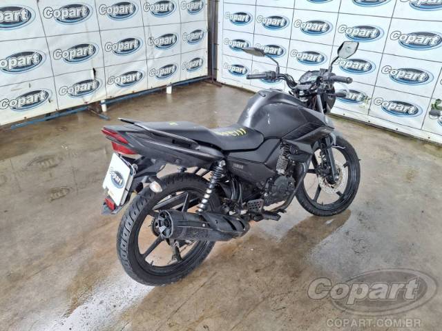 2025 YAMAHA FAZER 