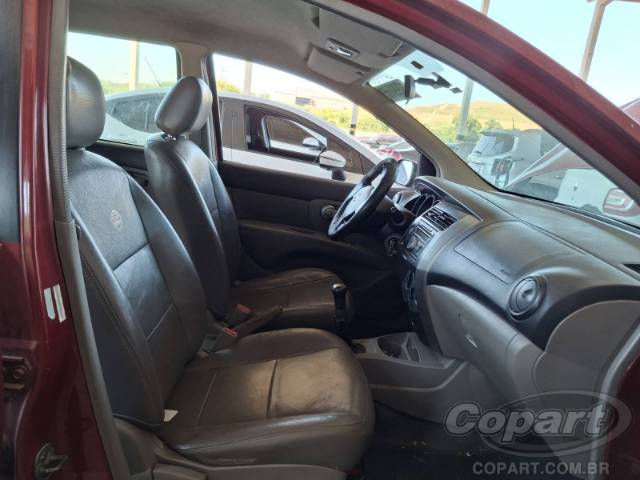 2010 NISSAN LIVINA 