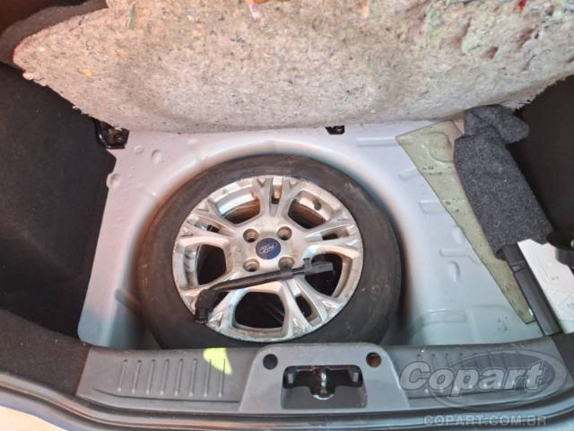 2015 FORD FIESTA 