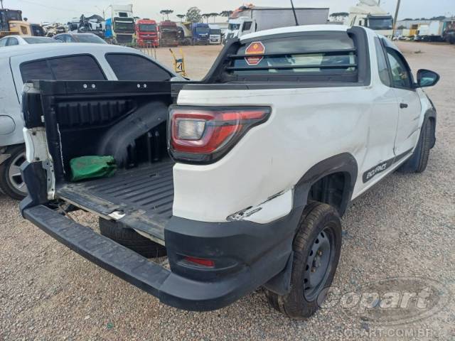2021 FIAT STRADA 