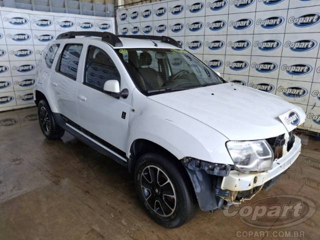 2016 RENAULT DUSTER 