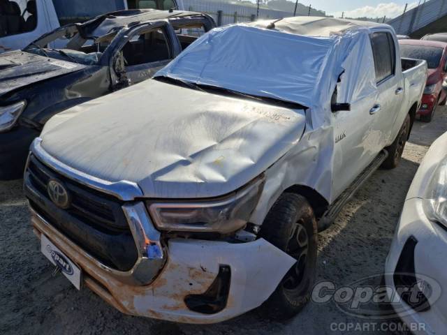 2024 TOYOTA HILUX CD 