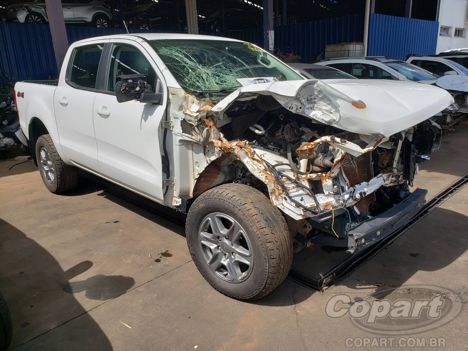 Veículo Ford Ranger Ford Ranger CD XLS AT 2.2 Duratorq 2019 Médio Dano Frontal 2020 em leilão