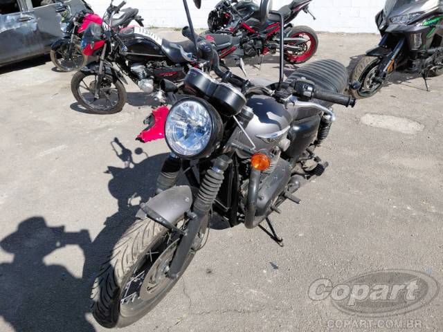 2018 TRIUMPH BONNEVILLE 