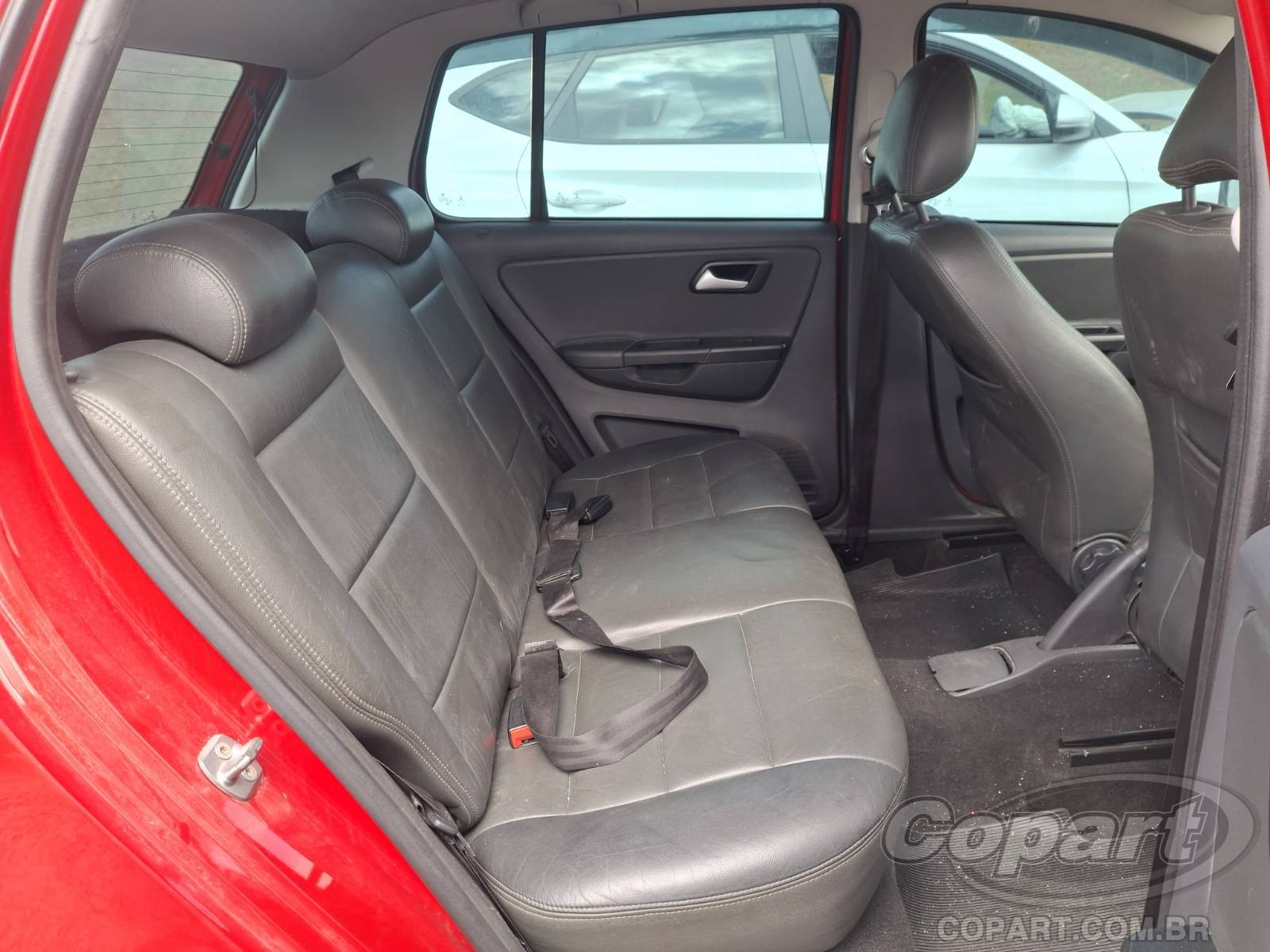 2013 VOLKSWAGEN FOX — foto 6 de 13
