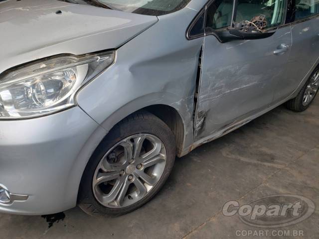 2016 PEUGEOT 208 