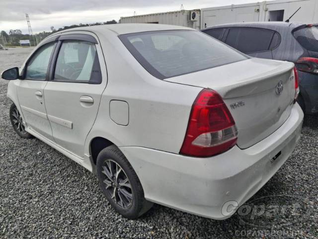 2017 TOYOTA ETIOS SEDA 